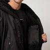 Wasserdichter Teddy gefütterter Poncho Explore Schwarz L-XL Mystic 35018_240400_900_LXL