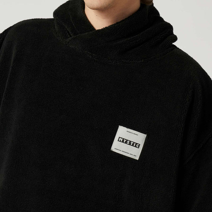 Teddy-Poncho Schwarz O-S Mystic 35018_240415_900_OS