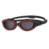 Schwimmbrille Predator Flex Polarisierend Schwarz-Rot-Rauch Standard Zoggs 461043BKRDPSMR